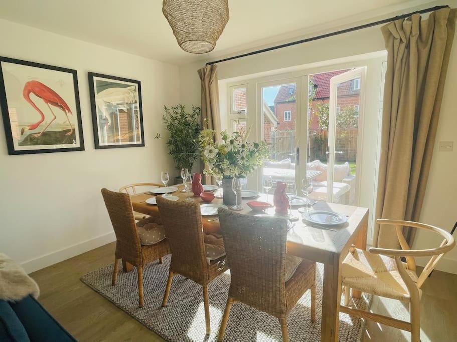 Stunning! Beautiful Contemporary Property In Holt, Norfolk Holt  Eksteriør bilde