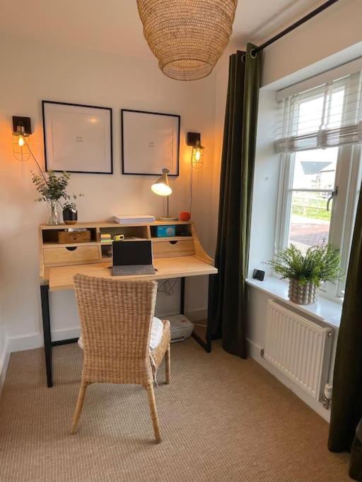 Stunning! Beautiful Contemporary Property In Holt, Norfolk Holt  Eksteriør bilde